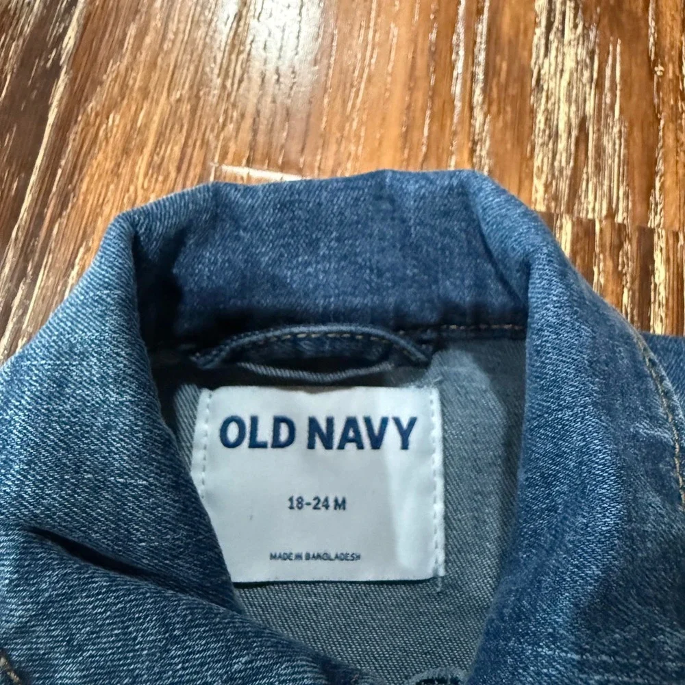 Old Navy Kids Medium Wash Blue Denim Trucker Jacket 18-24 Months Boys Girls